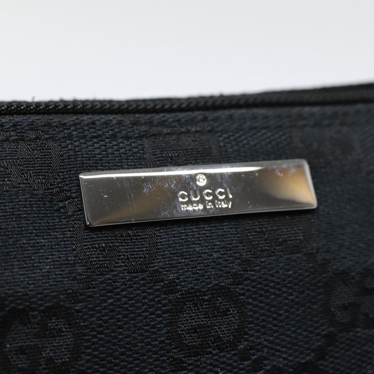 GUCCI GG Canvas hand Pouch Black Silver 07198 tb1126