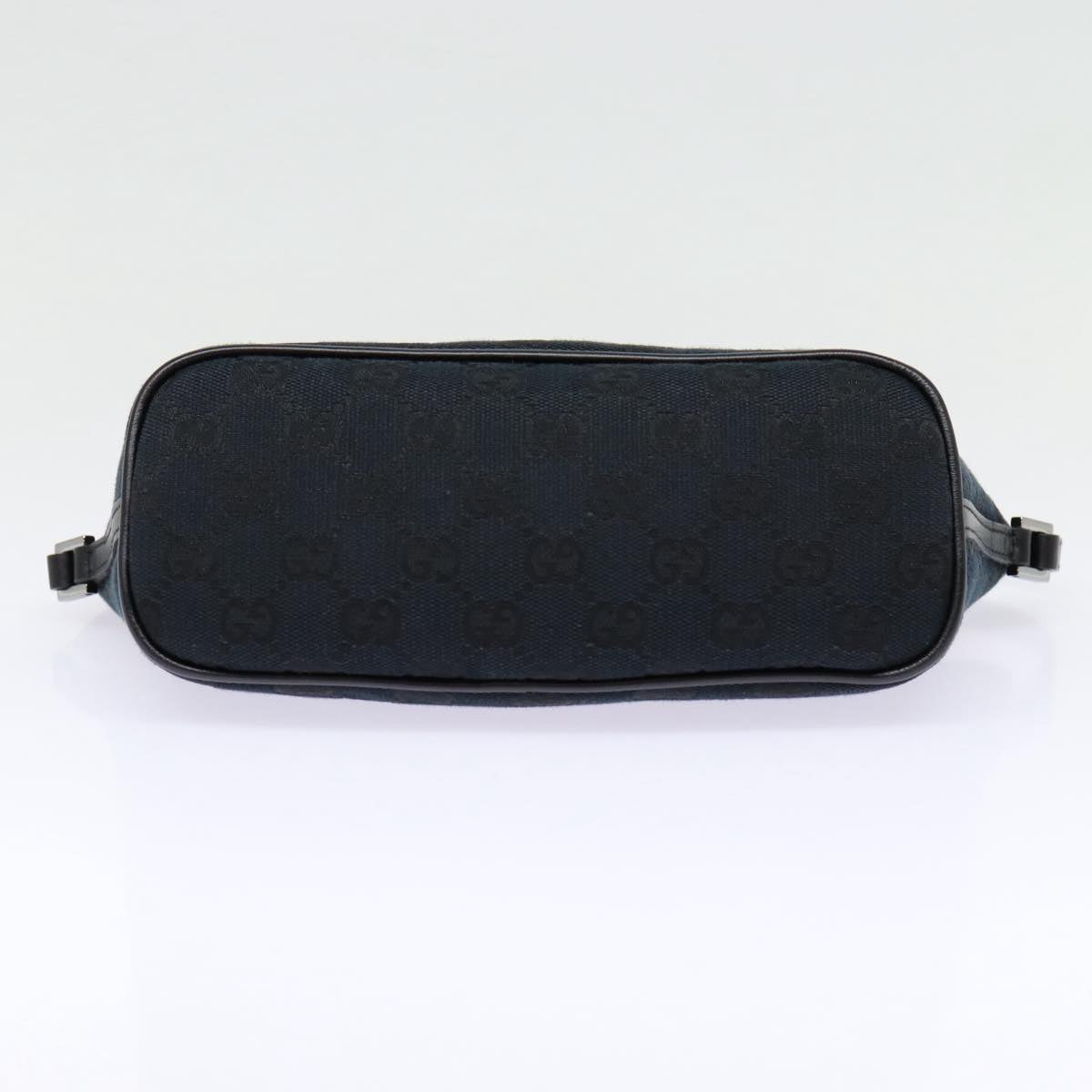 GUCCI GG Canvas hand Pouch Black Silver 07198 tb1126
