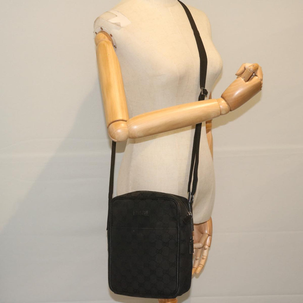 GUCCI GG Canvas Shoulder Bag Black 122759 tb931