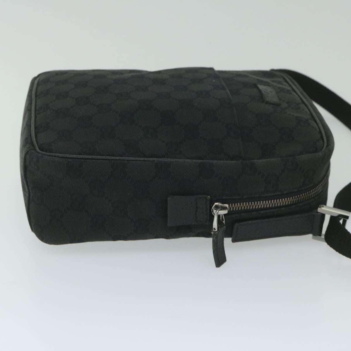 GUCCI GG Canvas Shoulder Bag Black 122759 tb931