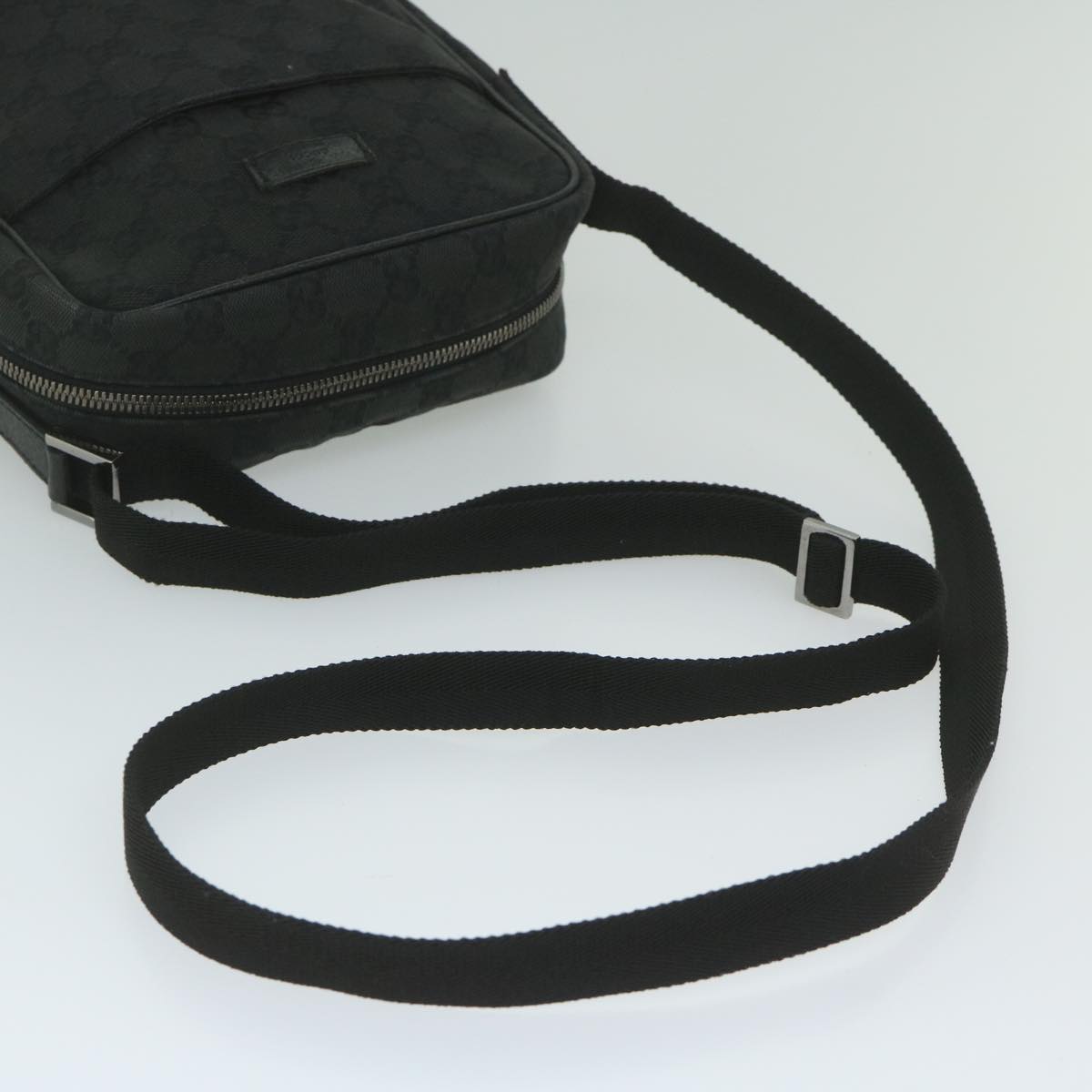 GUCCI GG Canvas Shoulder Bag Black 122759 tb931