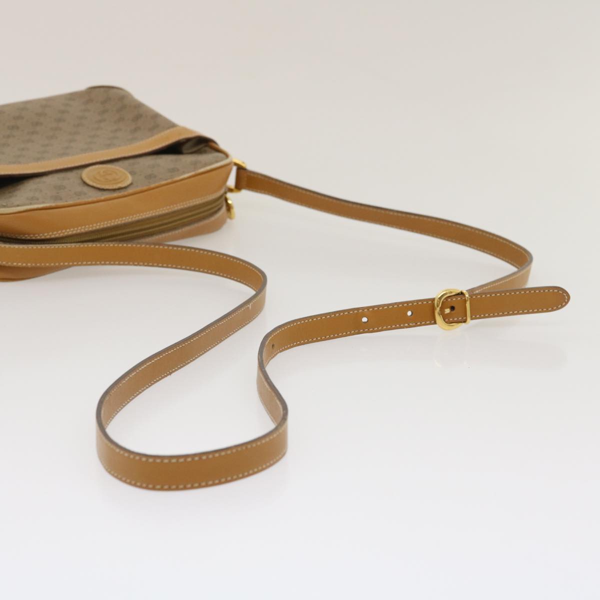 GUCCI Micro GG Canvas Shoulder Bag PVC Leather Beige Brown th2698