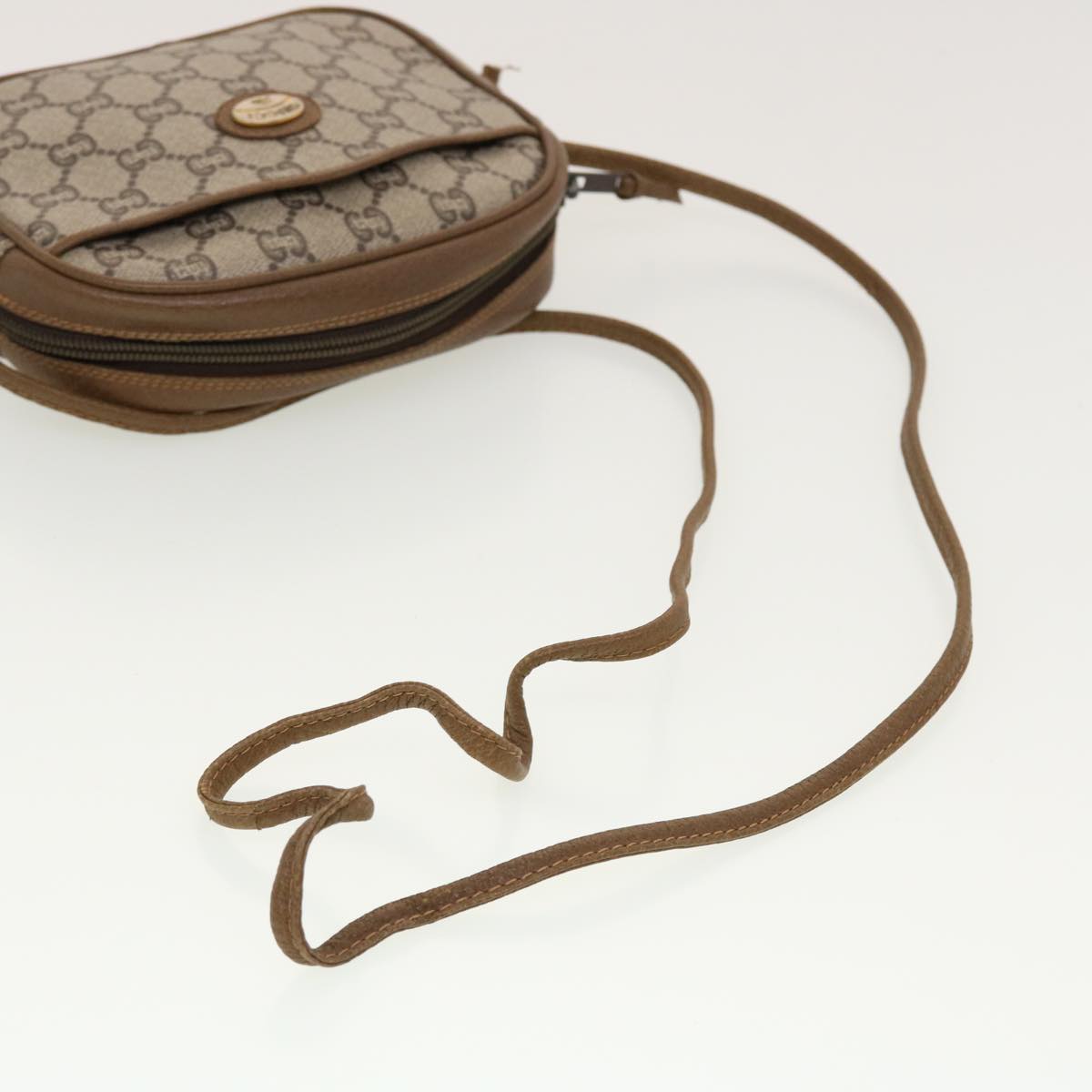 GUCCI GG Plus Canvas Shoulder Bag PVC Leather Beige th3681
