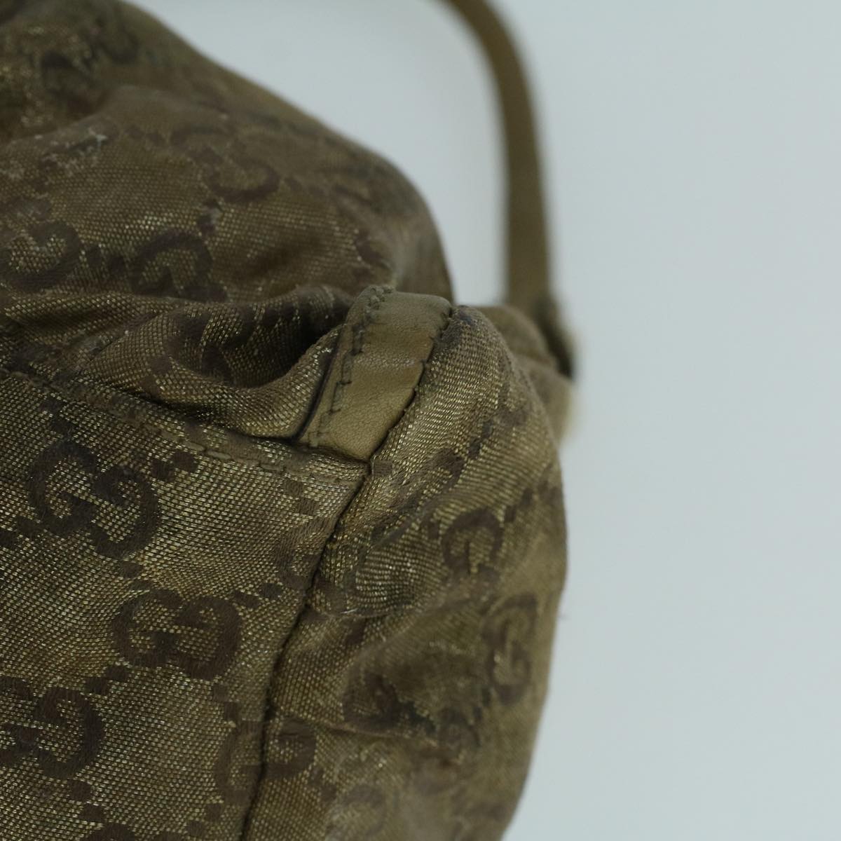 GUCCI GG Crystal Shoulder Bag Coated Canvas Gold 190525 th4147