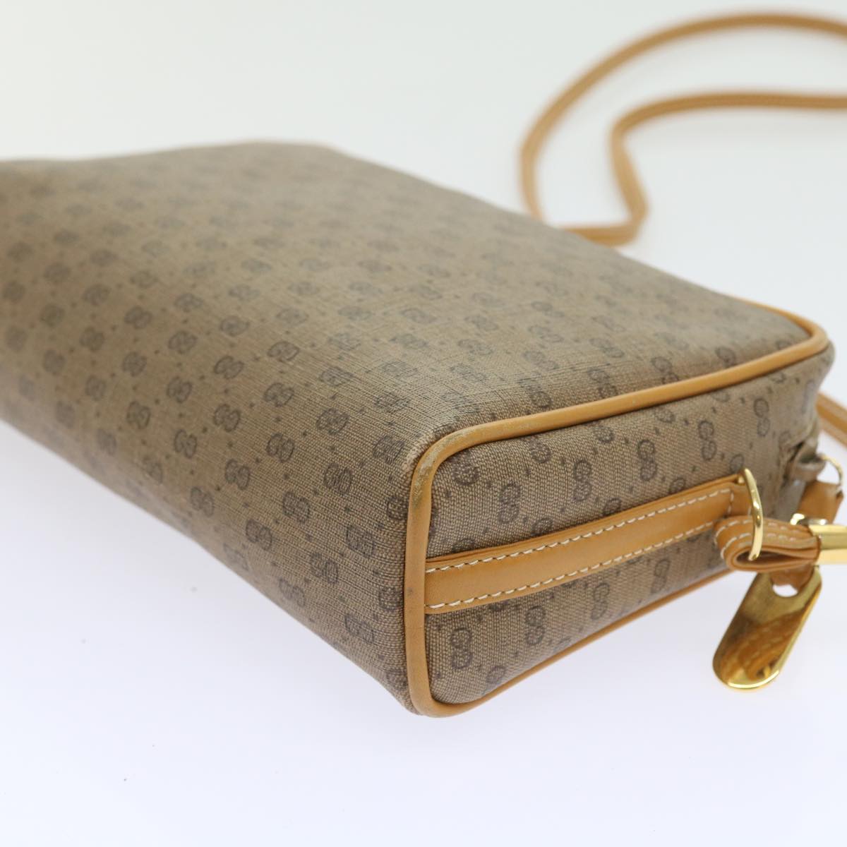 GUCCI Micro GG Supreme Shoulder Bag PVC Leather Beige th4191
