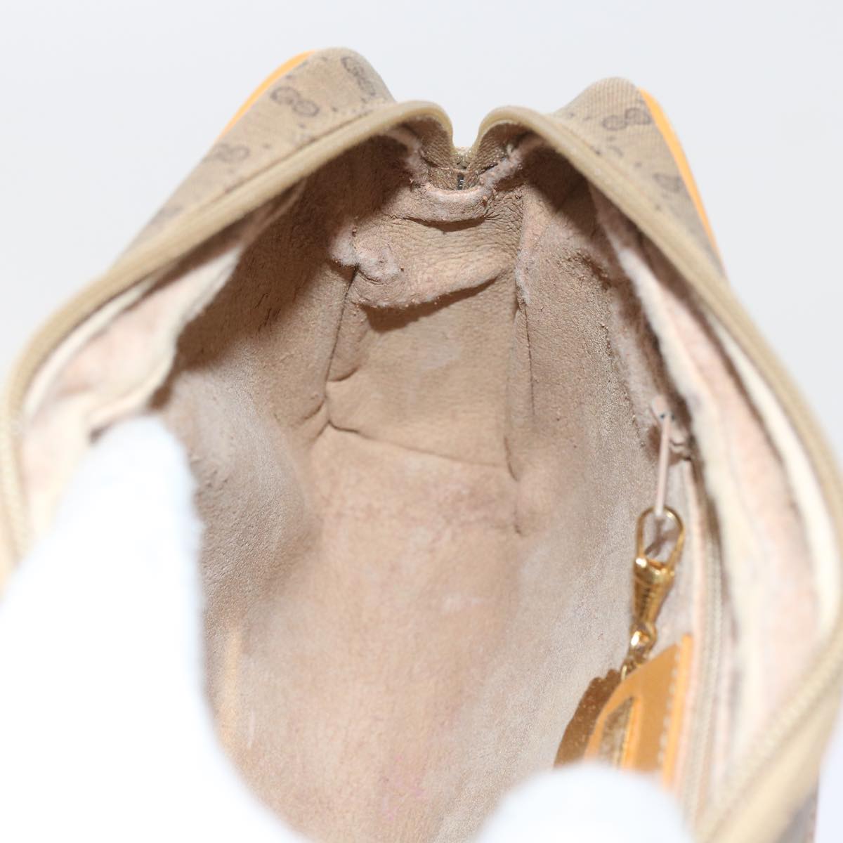 GUCCI Micro GG Supreme Shoulder Bag PVC Leather Beige th4191