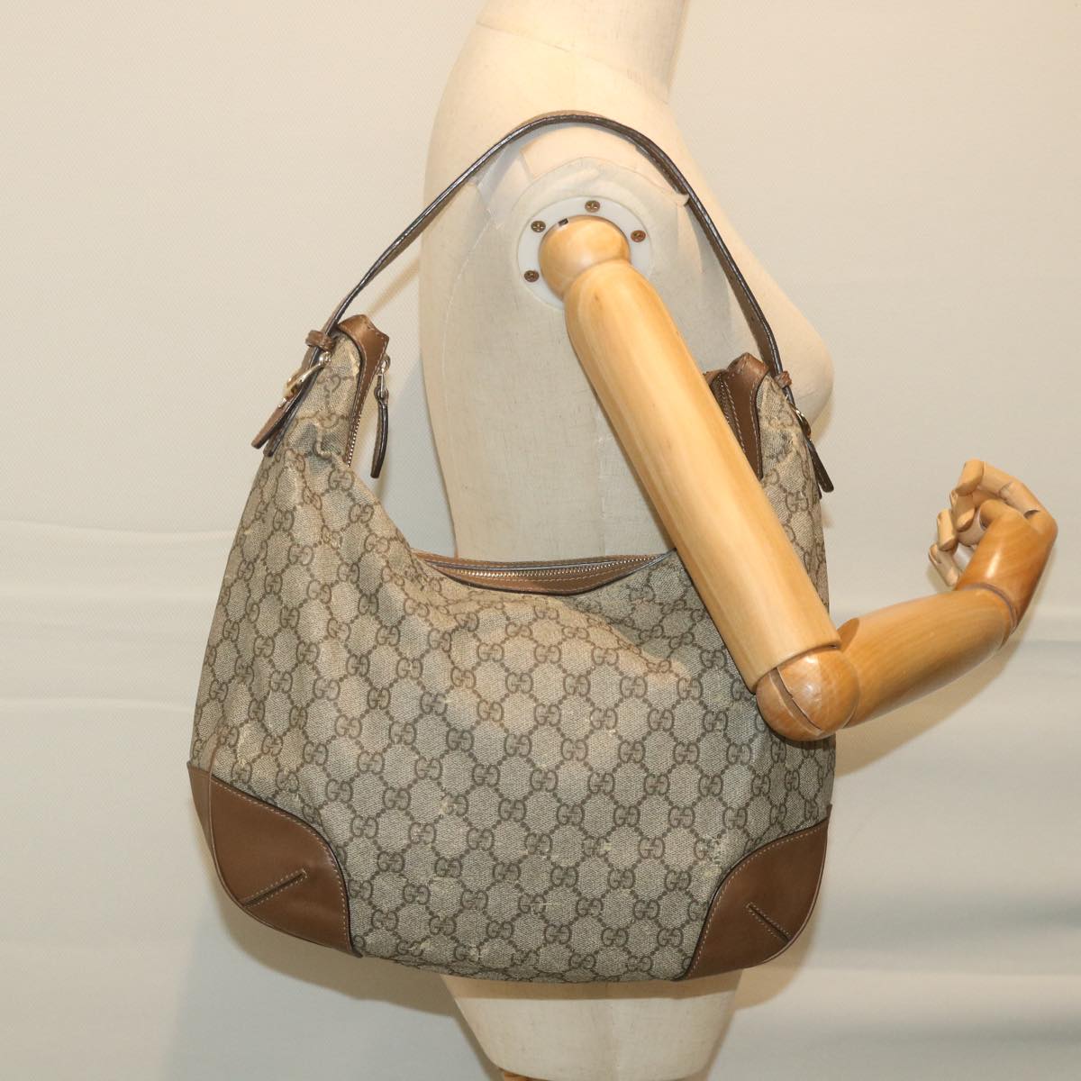 GUCCI GG Canvas Shoulder Bag Coated Canvas Beige 309618 th4197