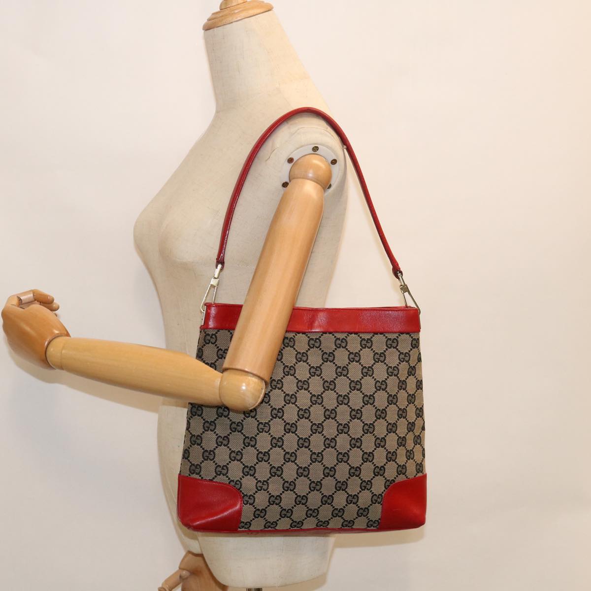 GUCCI GG Canvas Shoulder Bag Red Beige 001 4231 001998 th4317