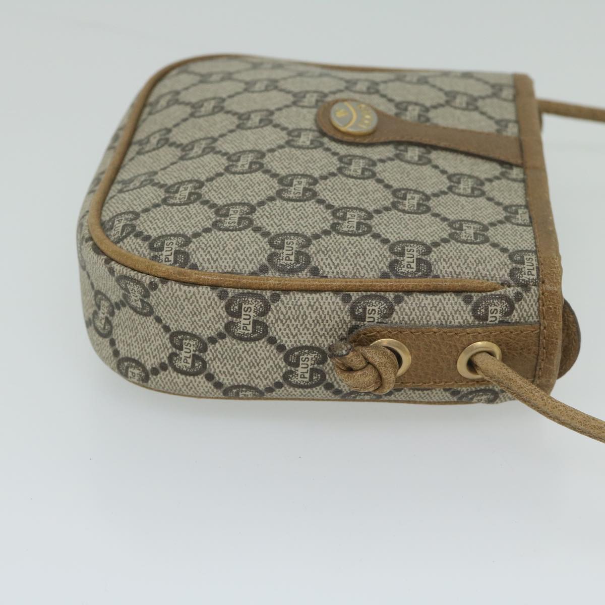GUCCI GG Plus Supreme Shoulder Bag PVC Leather Beige th4329