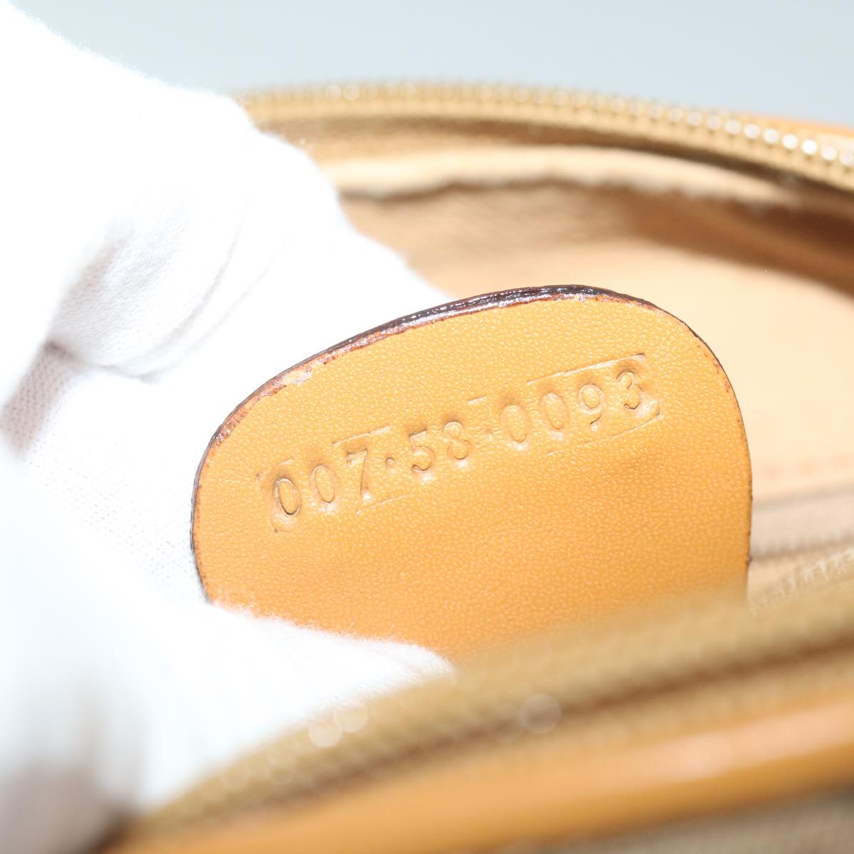 GUCCI Micro GG Supreme Shoulder Bag PVC Leather Beige th4357
