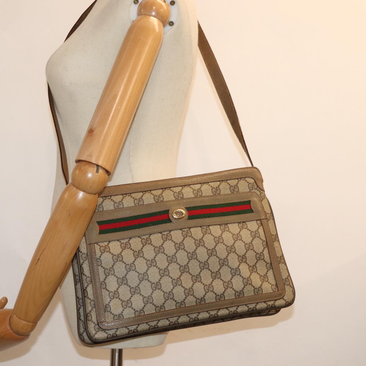 GUCCI GG Supreme Shoulder Bag PVC Leather Beige 41 02 090 th4950
