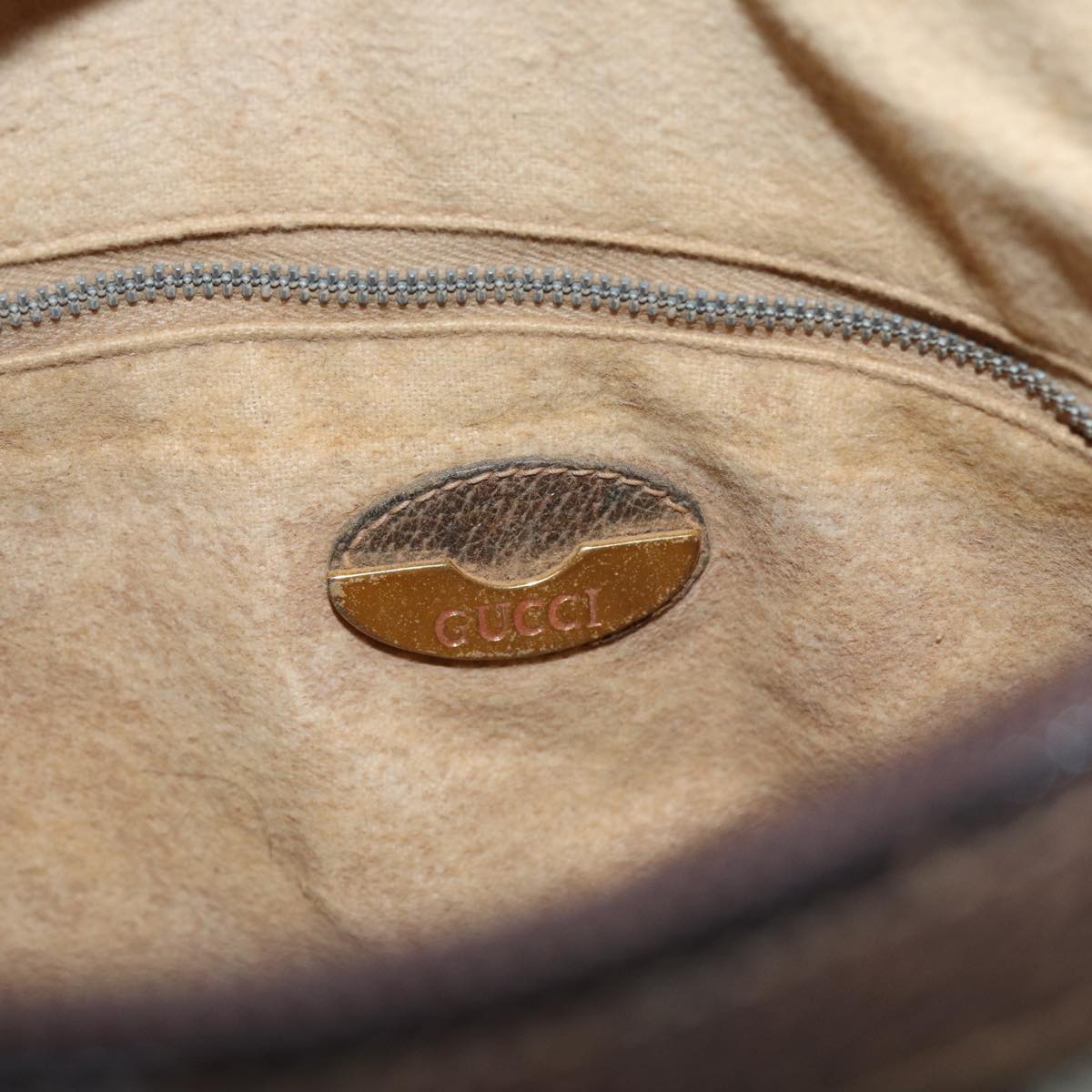 GUCCI GG PLUS Canvas Shoulder Bag PVC Leather Beige th5152