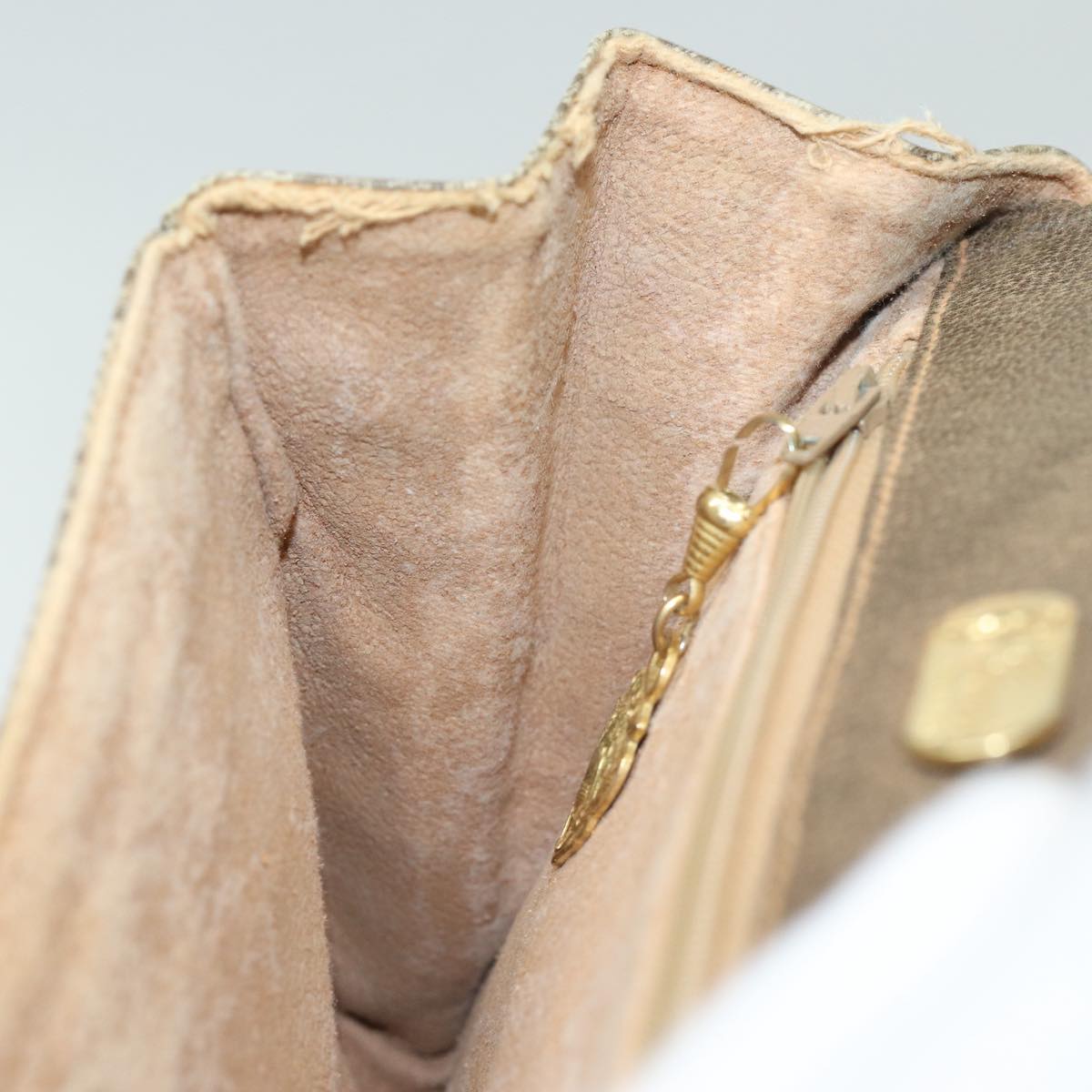 GUCCI GG Supreme Shoulder Bag PVC Beige th5163