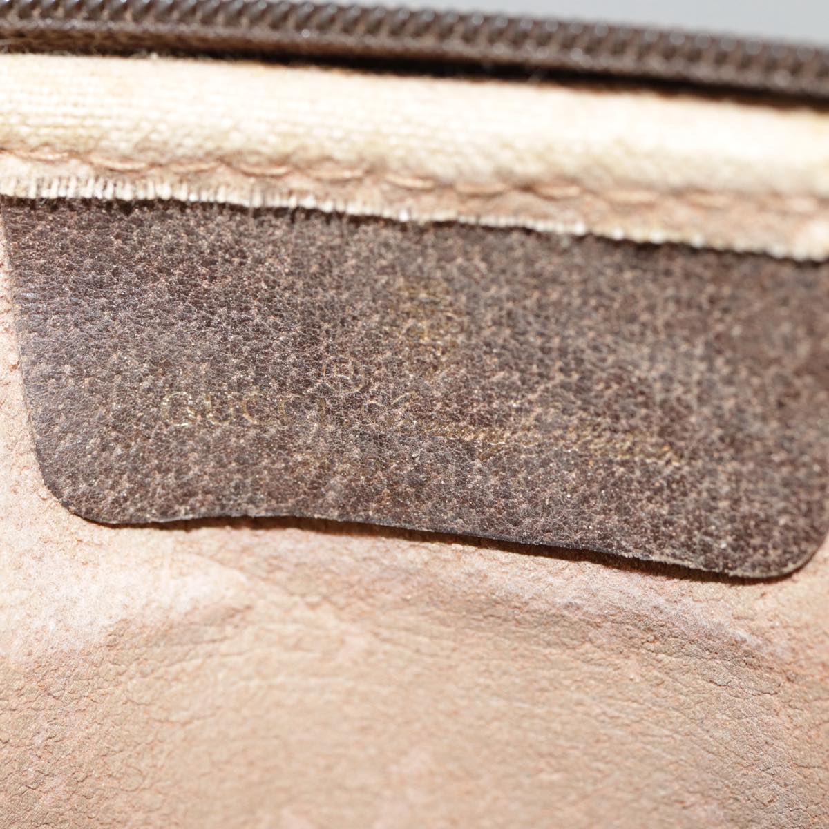 GUCCI GG Supreme Shoulder Bag PVC Leather Beige Brown gold 97 02 068 th5261