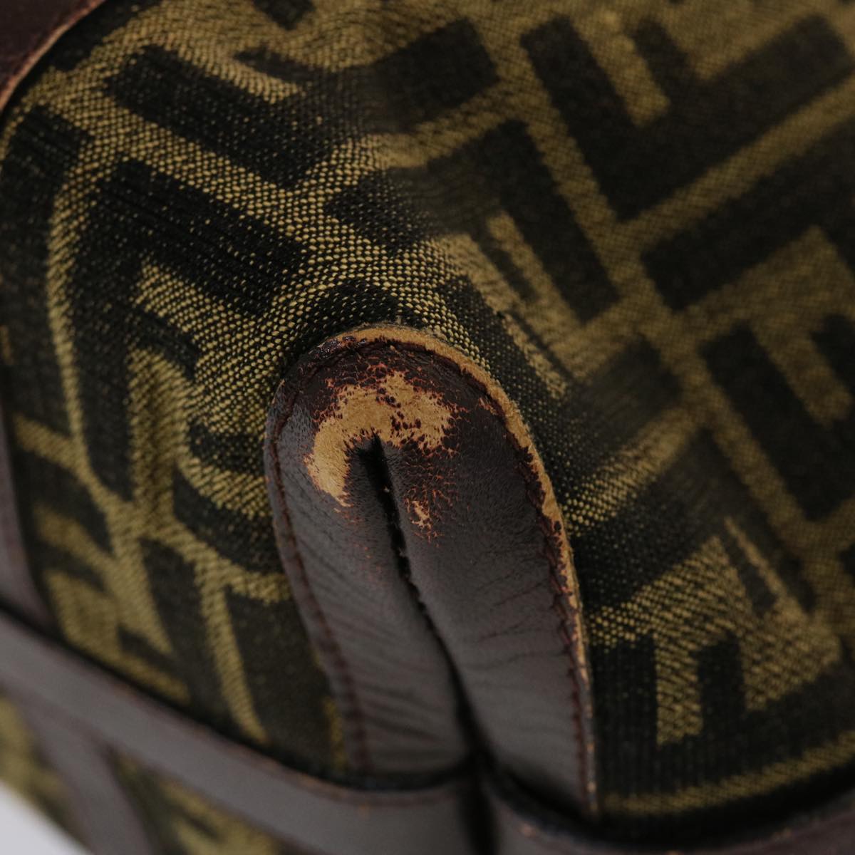 FENDI Zucca Canvas Hand Bag Vintage Brown Black rd2368