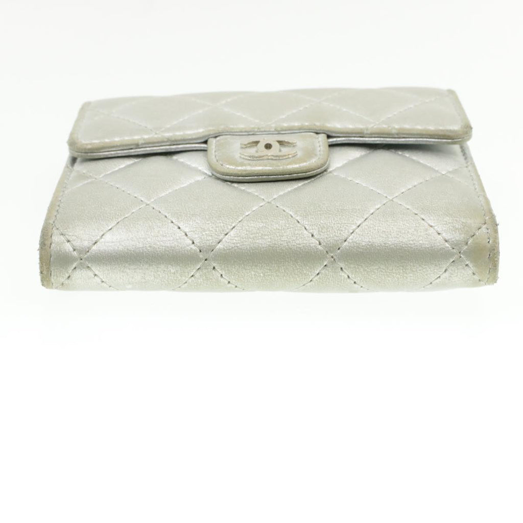 CHANEL Matelasse Bifold Wallet Silver CC cr620