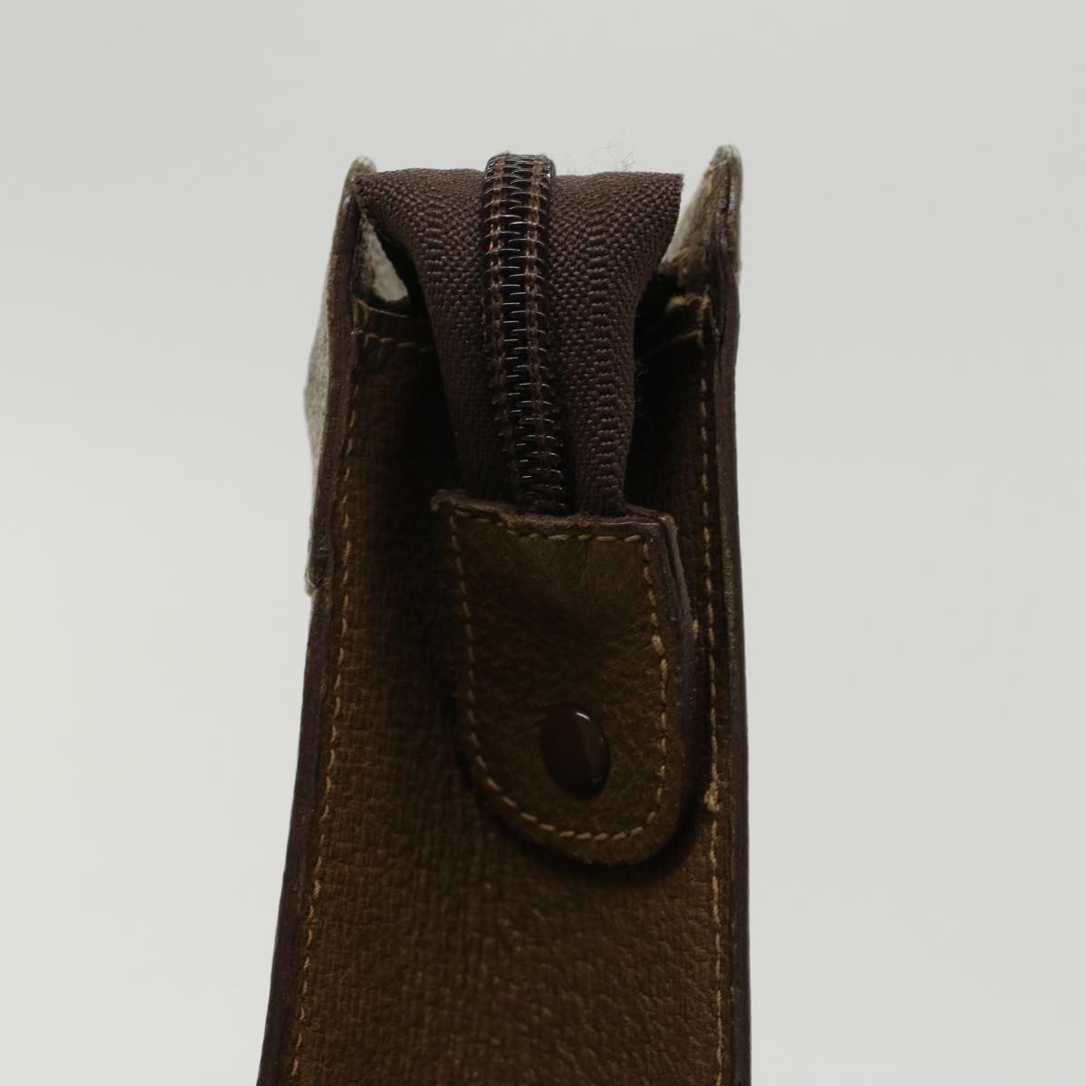 GUCCI GG PLUS Clutch Bag PVC Leather Beige ti1141