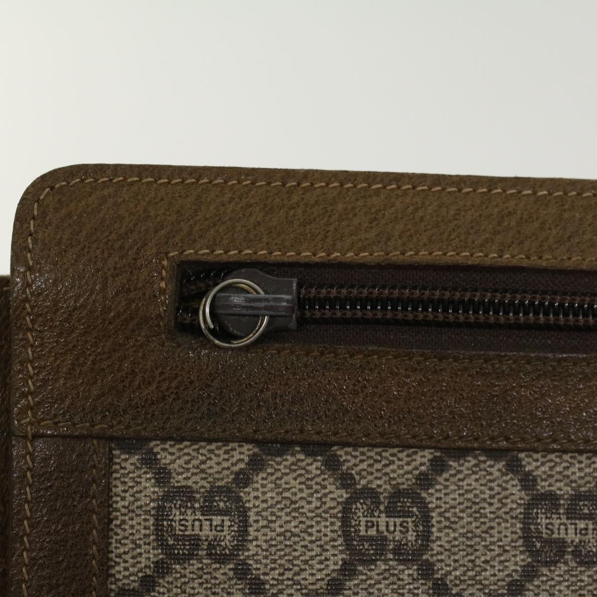 GUCCI GG PLUS Clutch Bag PVC Leather Beige ti1141