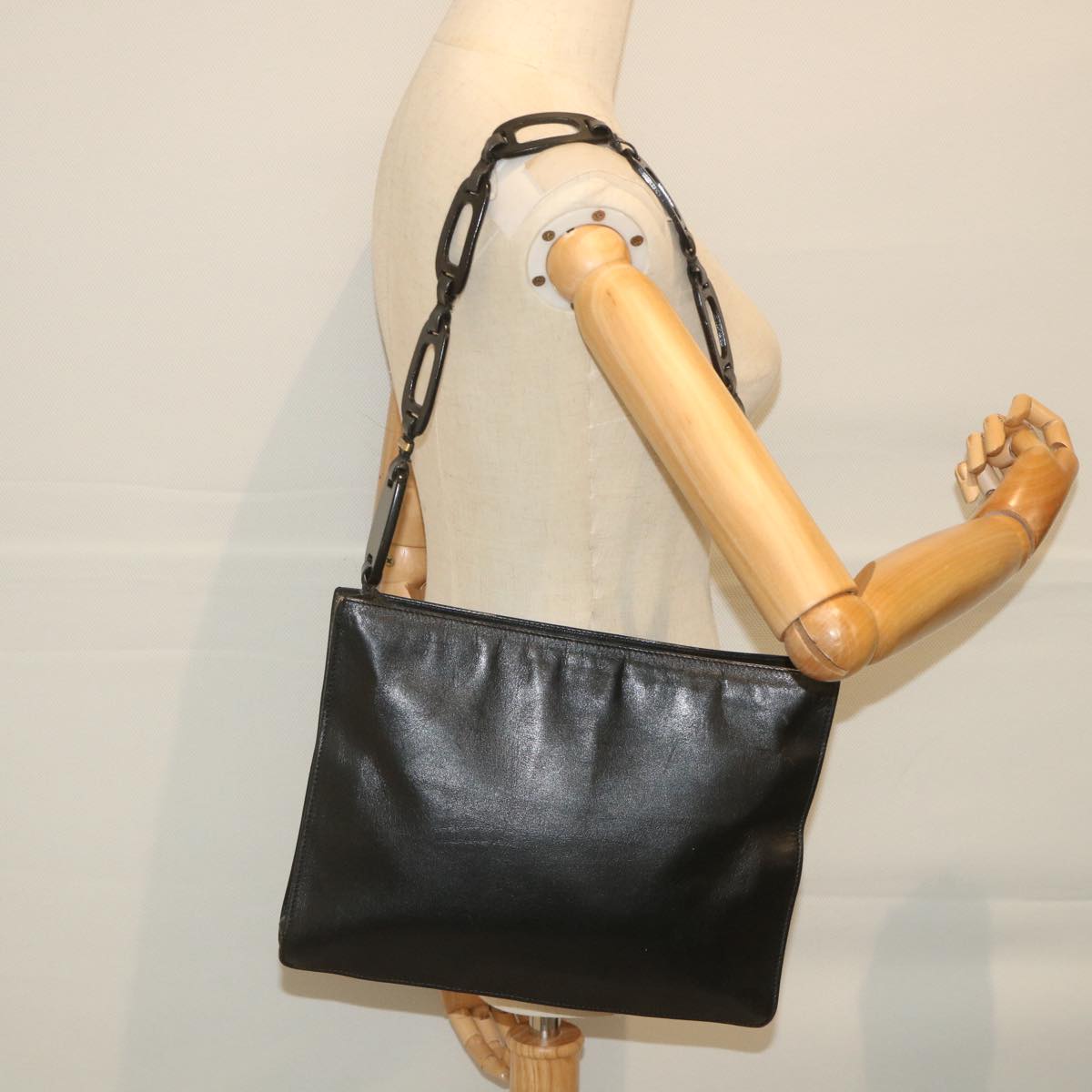 GUCCI Shoulder Bag Leather Black 001 2122 1822 ti1287