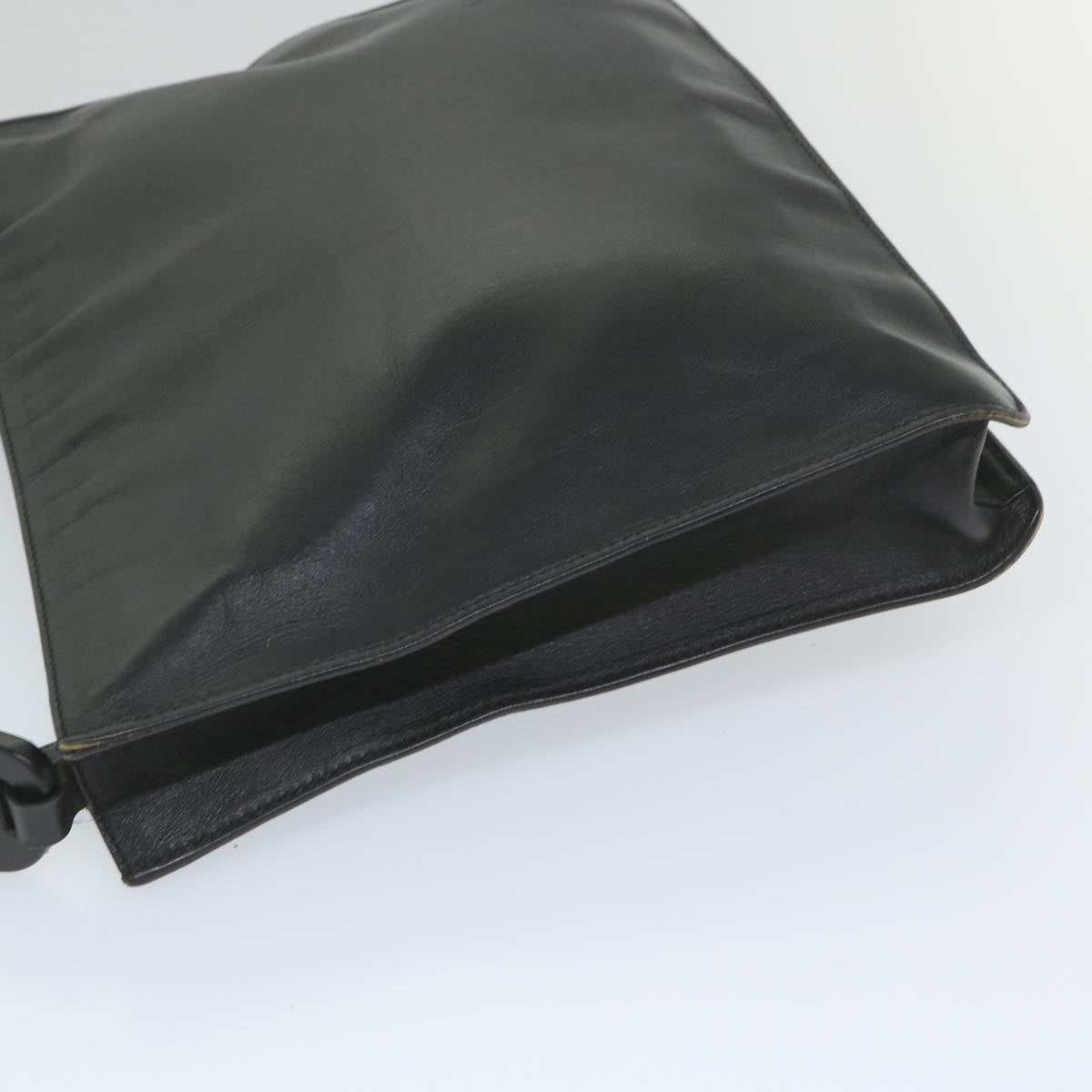 GUCCI Shoulder Bag Leather Black 001 2122 1822 ti1287
