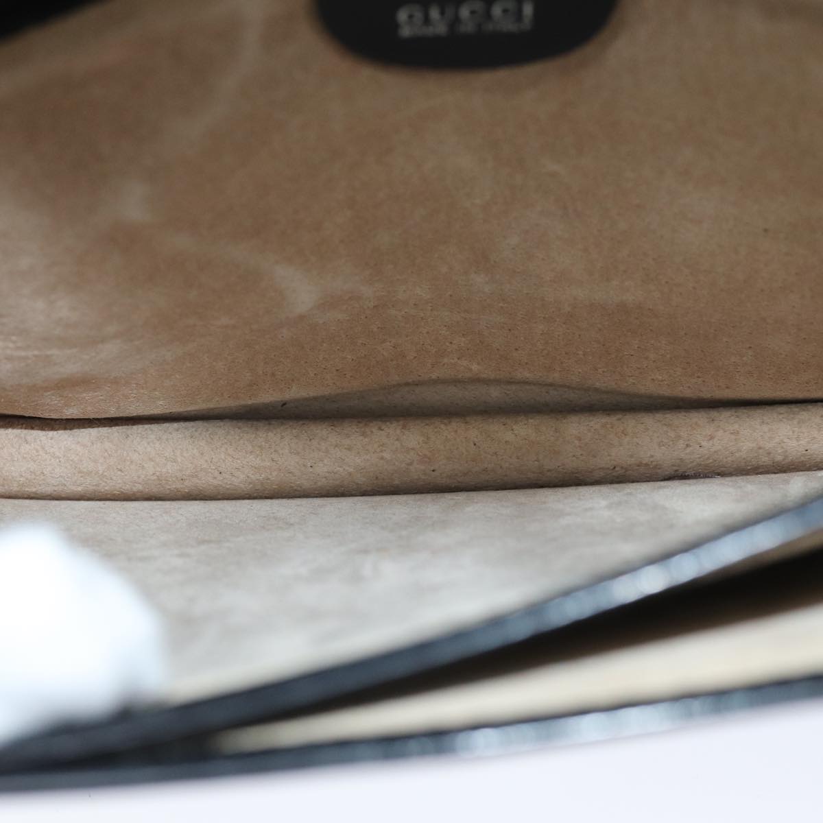 GUCCI Clutch Bag Enamel Black 018 122 1940 ti1679