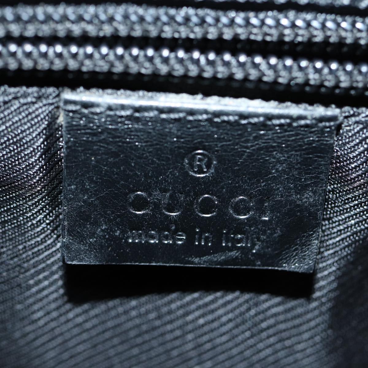 GUCCI GG Canvas Shoulder Bag Black ti1681
