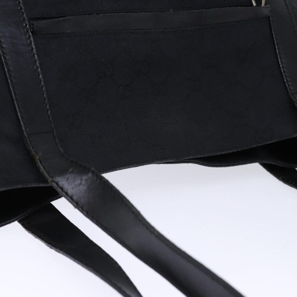 GUCCI GG Canvas Shoulder Bag Black ti1681