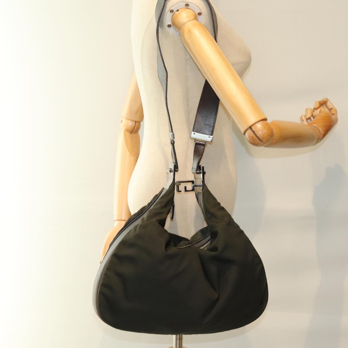 GUCCI Shoulder Bag Nylon Leather Khaki 001 3341 ti1688