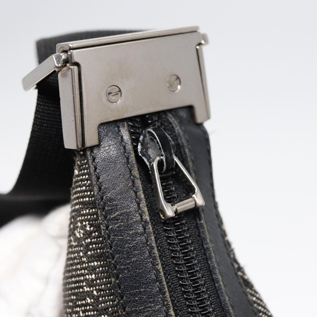 GUCCI GG Canvas Shoulder Bag Gray Silver 35098 ti2032