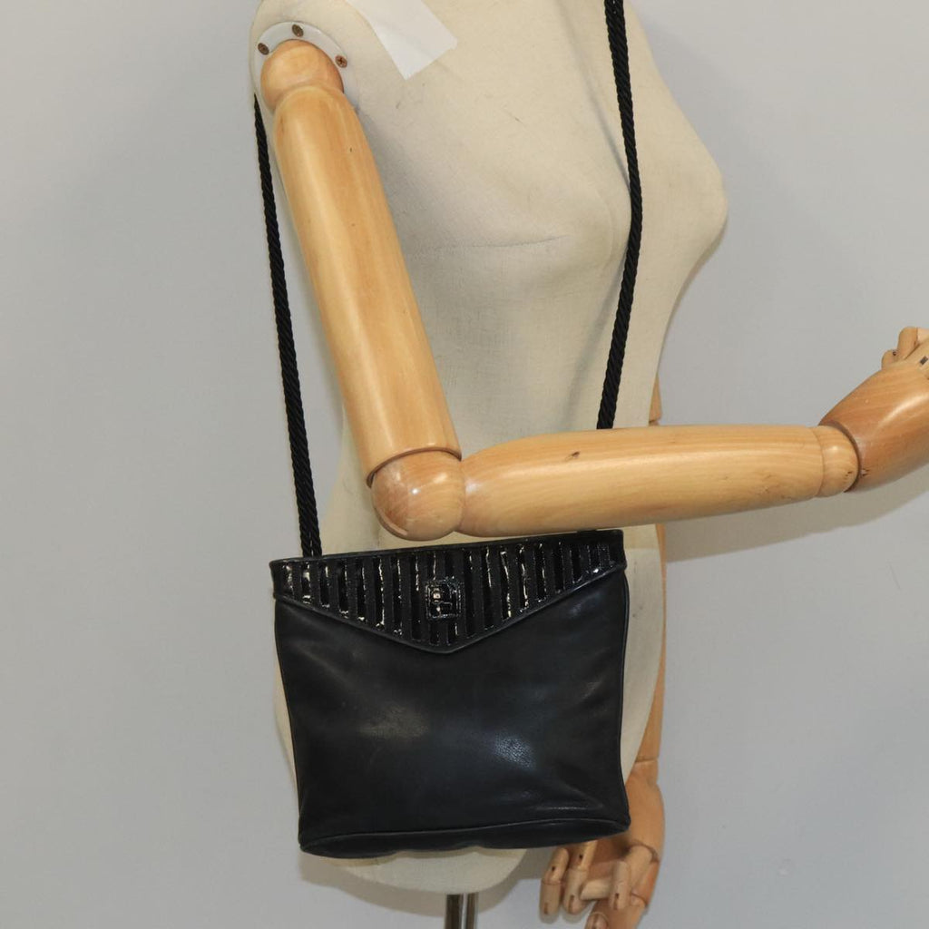 FENDI Shoulder Bag Leather Black ti2515