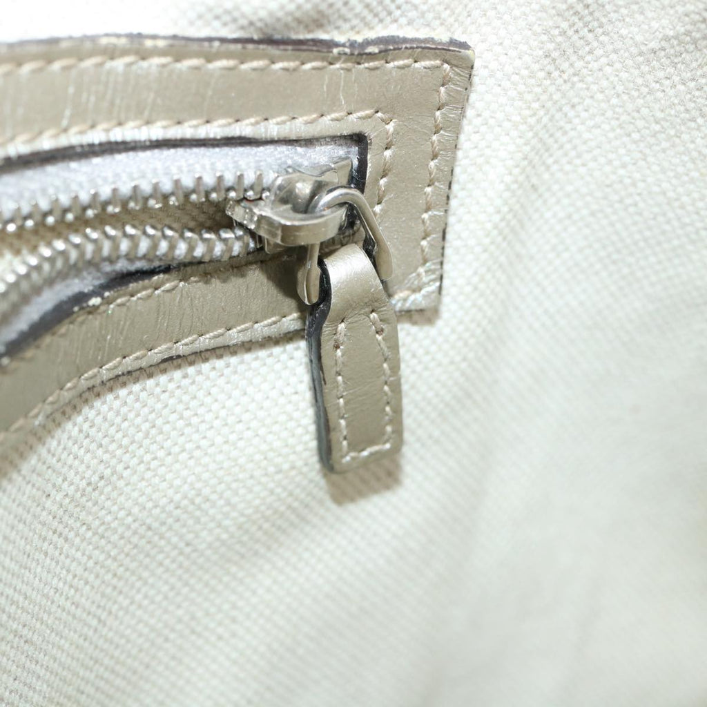 GUCCI GG Canvas Shoulder Bag Silver 197953 tp598