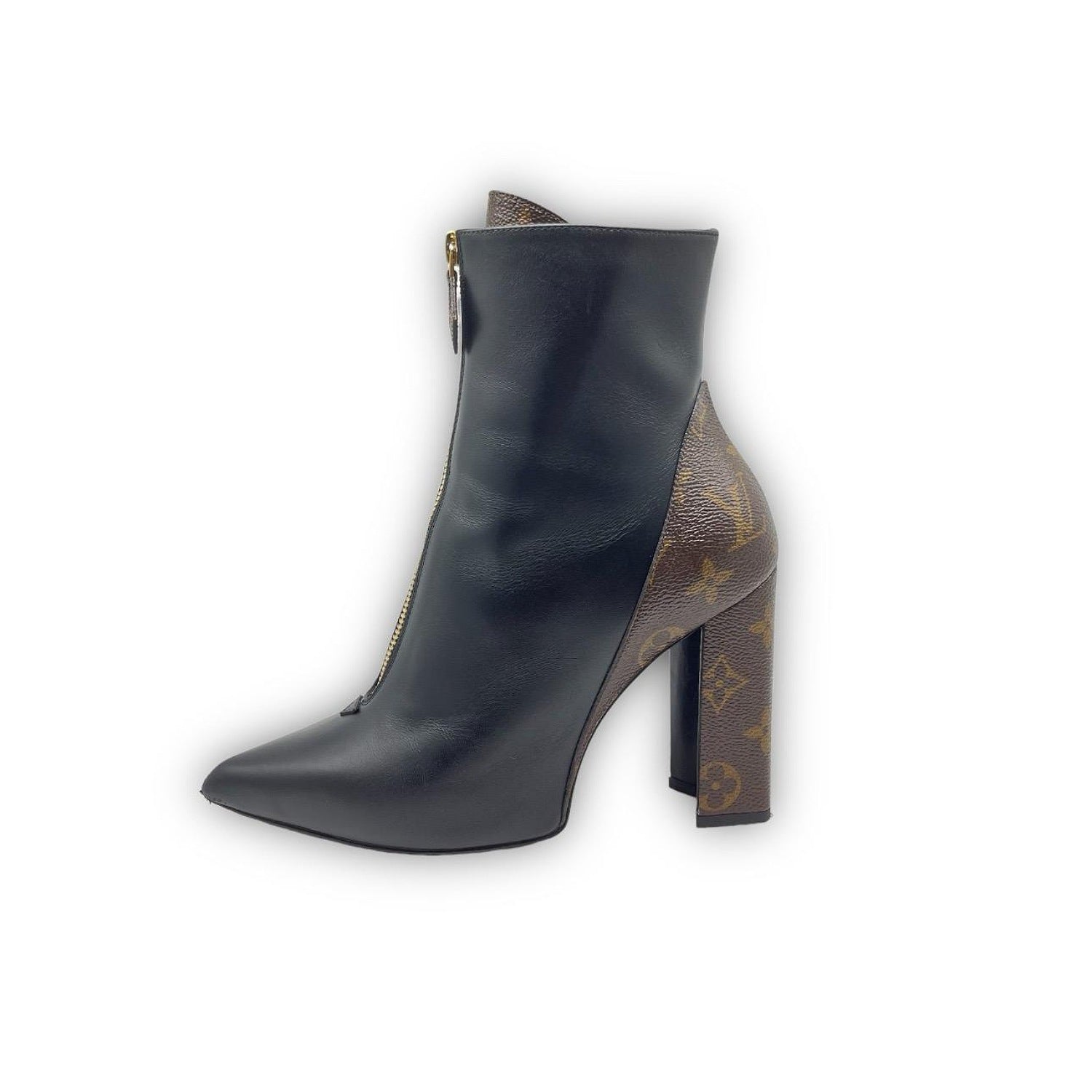 Louis Vuitton Matchmake Ankle Boots in Black 37