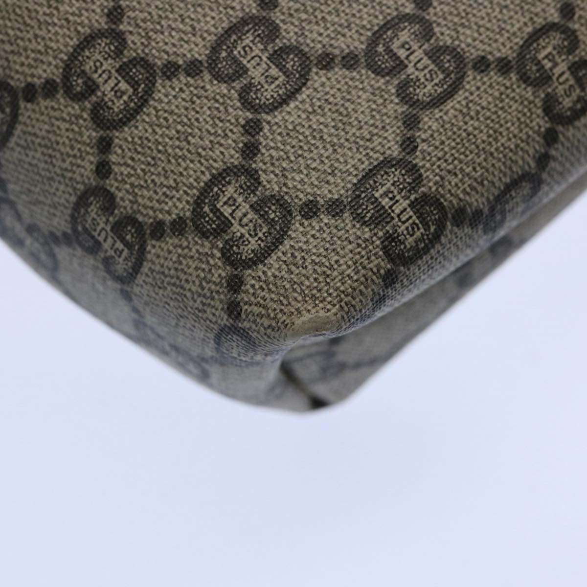 GUCCI GG PLUS Canvas Clutch Bag PVC Beige uy148