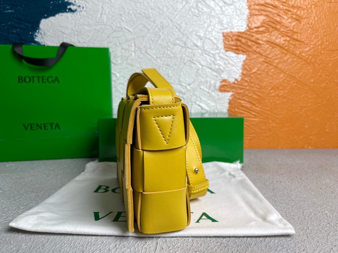 GLAMI Cassette Yellow, For Women, WomenÃƒÂ¢Ã¢â€šÂ¬Ã¢â€žÂ¢s Bags 9.1in/23cm