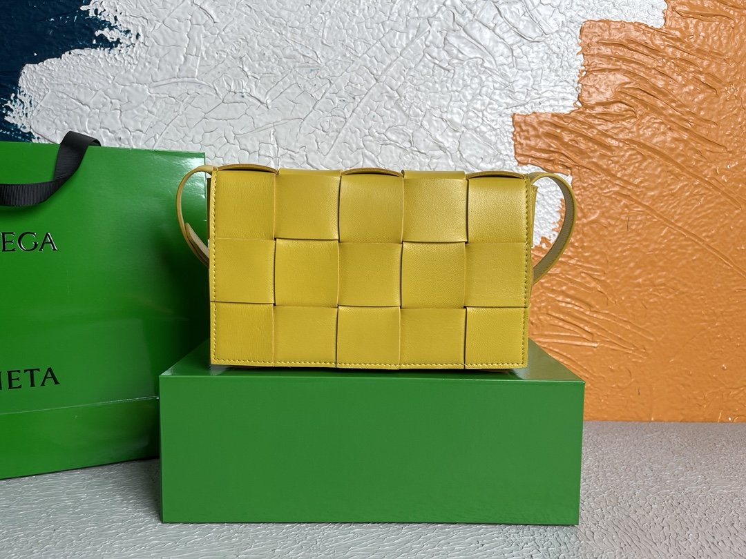GLAMI Cassette Yellow, For Women, WomenÃƒÂ¢Ã¢â€šÂ¬Ã¢â€žÂ¢s Bags 9.1in/23cm