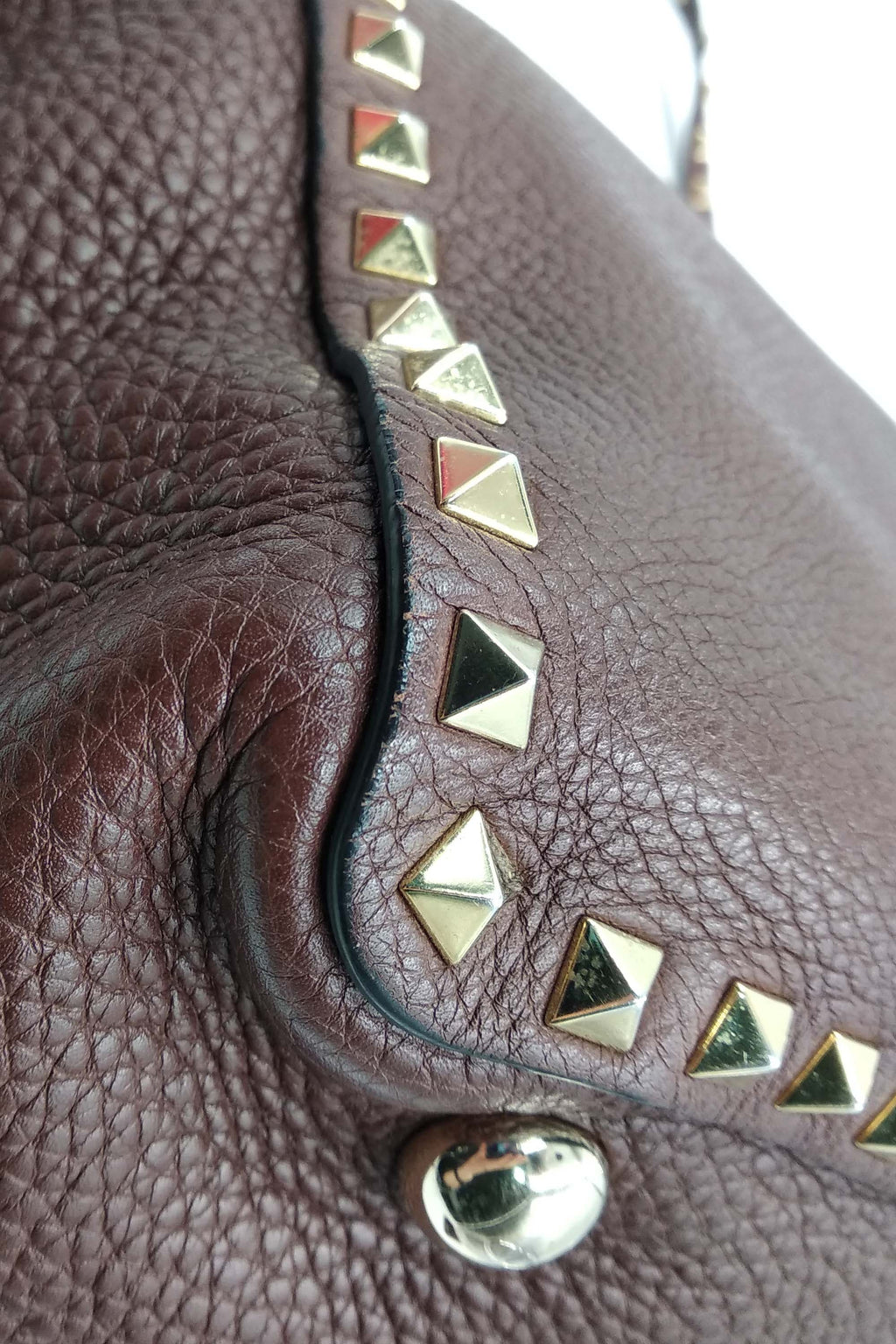 Medium Rockstud Tote Maroon