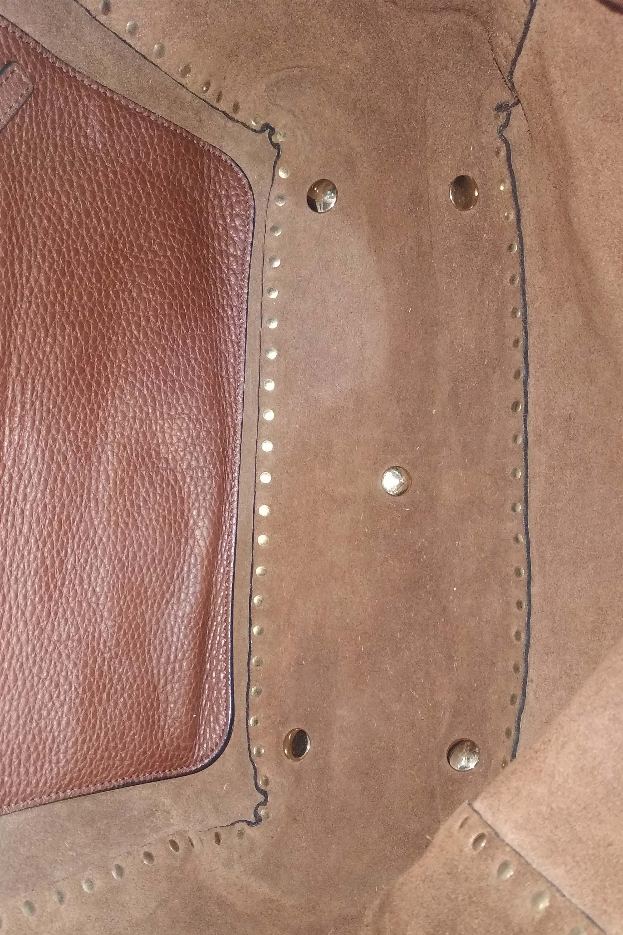 Medium Rockstud Tote Maroon
