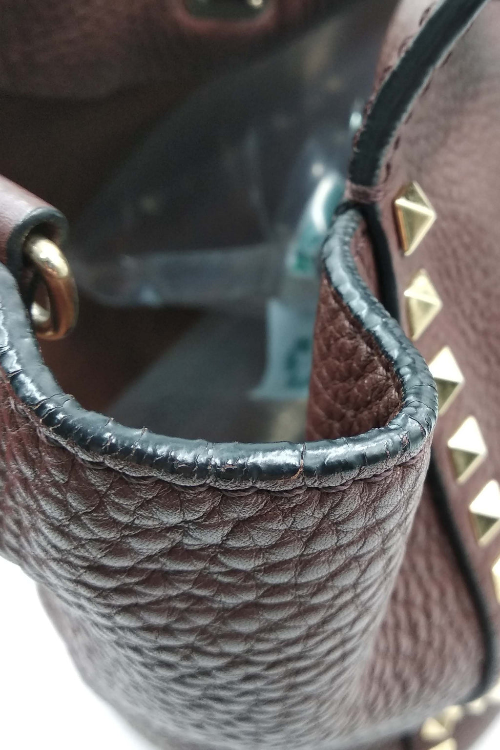 Medium Rockstud Tote Maroon