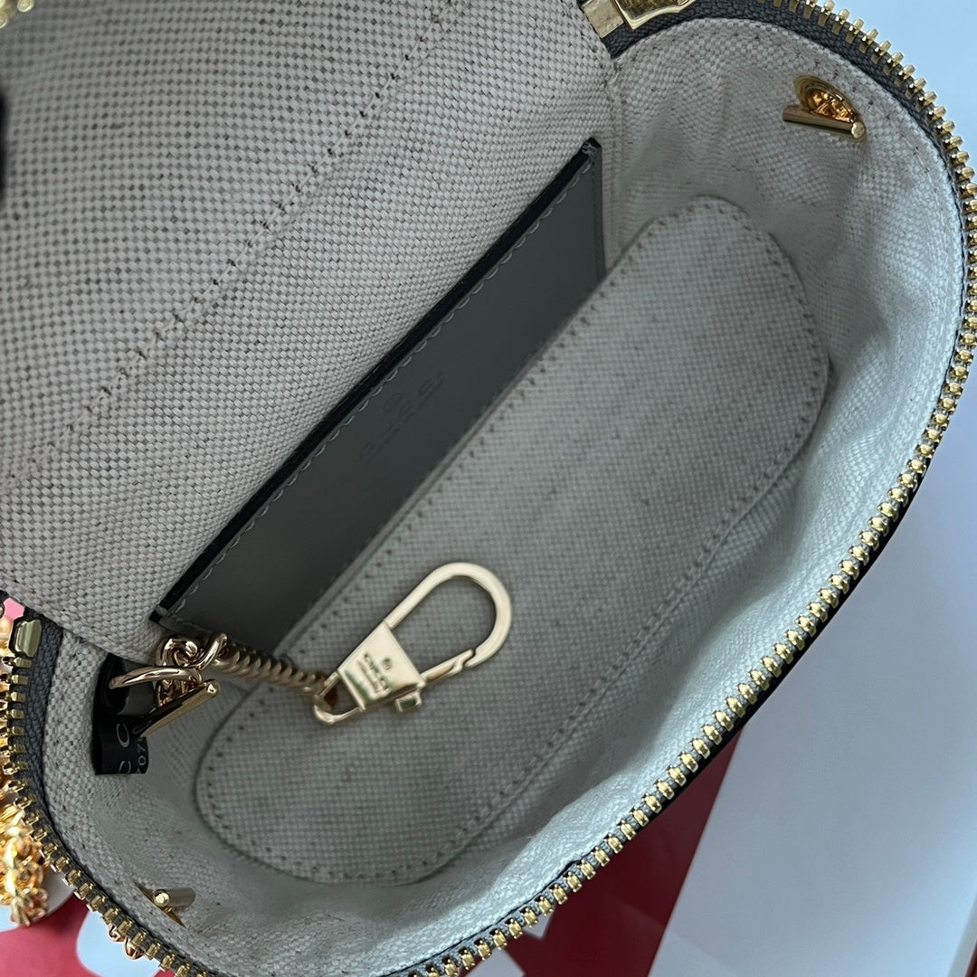 Glami Quilted Glami Mini Handbag Gray For Women, Women’s Bags 6.3in/16cm Glami 723770 UM8IG 1275