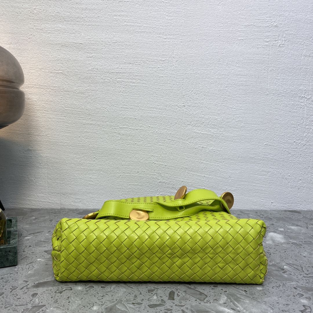 GLAMI Intrecciato Shoulder Bag Neon Green, For Women, WomenÃƒÂ¢Ã¢â€šÂ¬Ã¢â€žÂ¢s Bags 10.2in/26cm