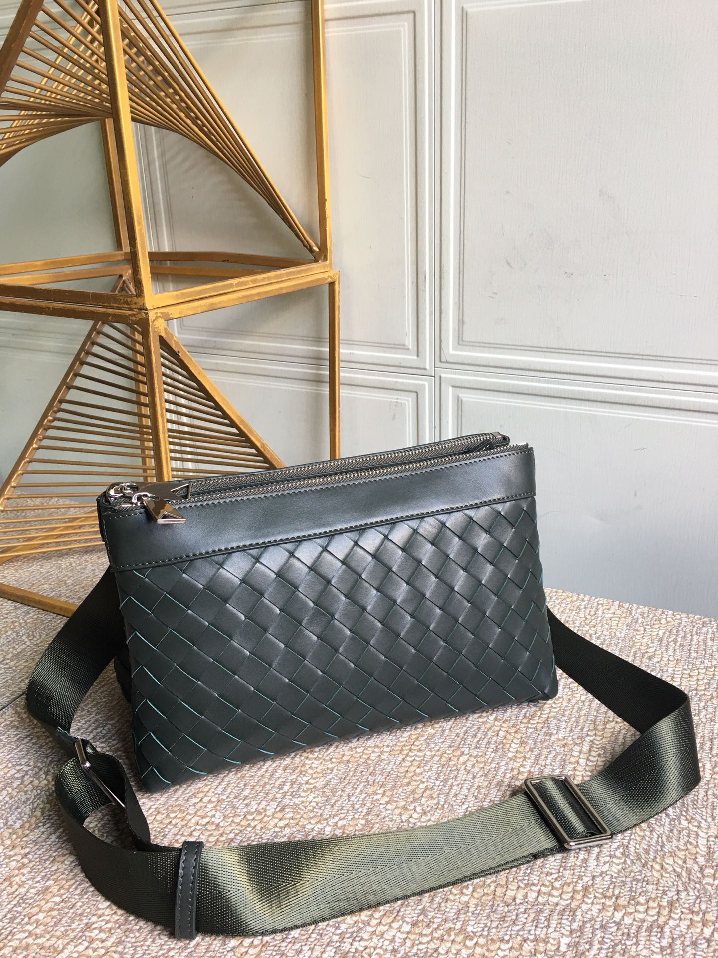 GLAMI Classic Intrecciato Green, For Women, WomenÃƒÂ¢Ã¢â€šÂ¬Ã¢â€žÂ¢s Bags 10.2in/26cm