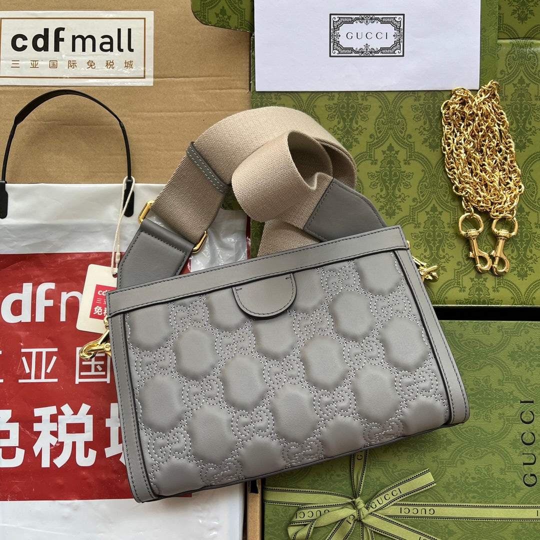 gg Matelassé Small Bag Grey For Women, Women’s Bags 10.2in/26cm gg‎ ‎702200 UM8HG 1563