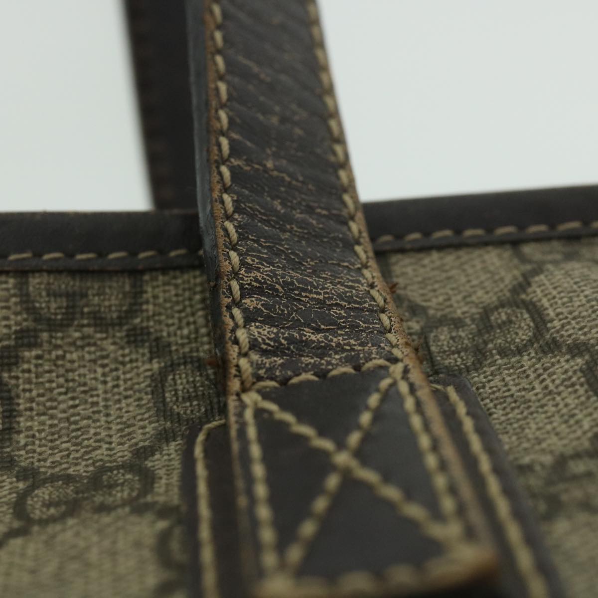 GUCCI GG Supreme Tote Bag PVC Leather Beige 211137 yb390