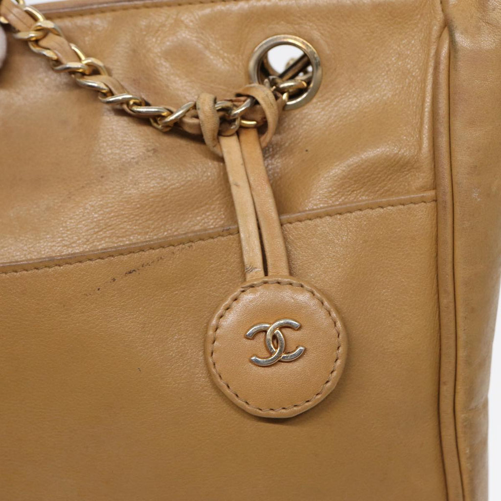 CHANEL Matelasse Chain Shoulder Bag Leather Beige Gold CC yb672