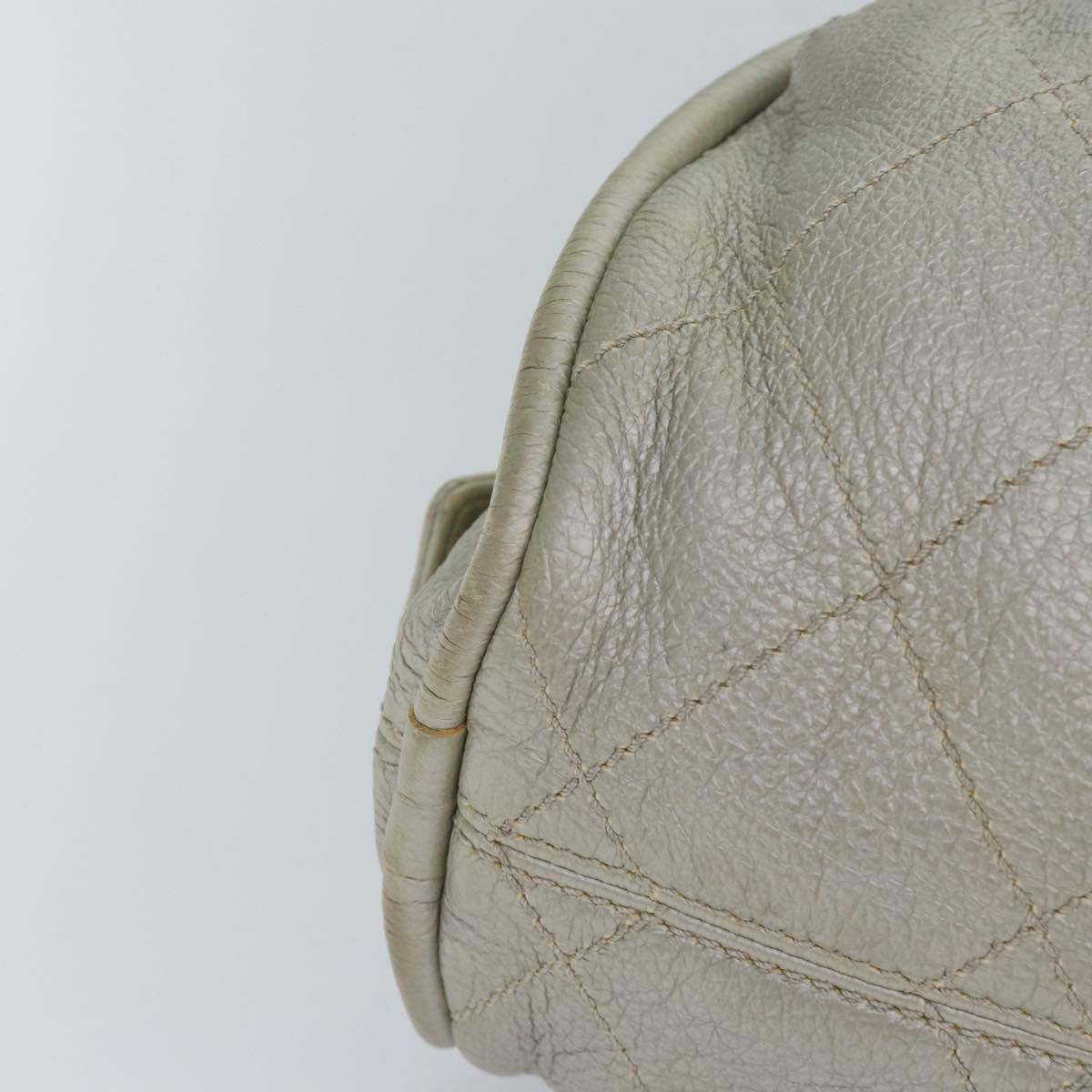 CHANEL Matelasse Hand Bag Leather Silver CC yb675