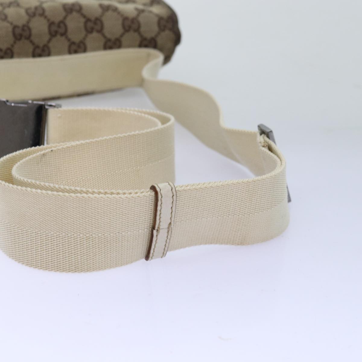 GUCCI GG Canvas Body Bag Beige 146304 yk12616