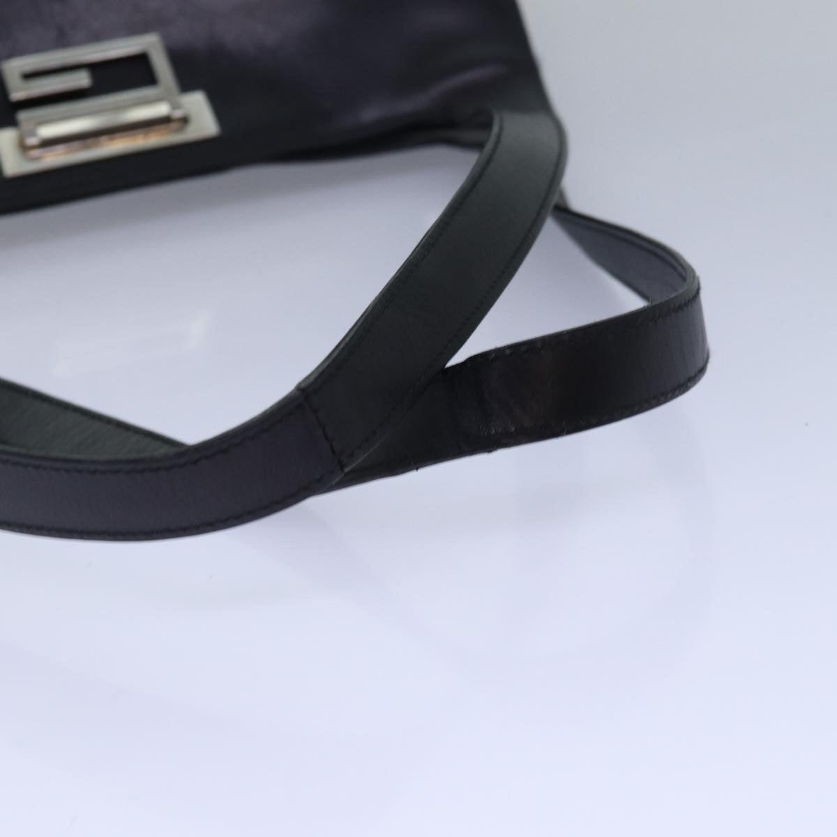 GUCCI Shoulder Bag Leather Black 001 3038 yk13061