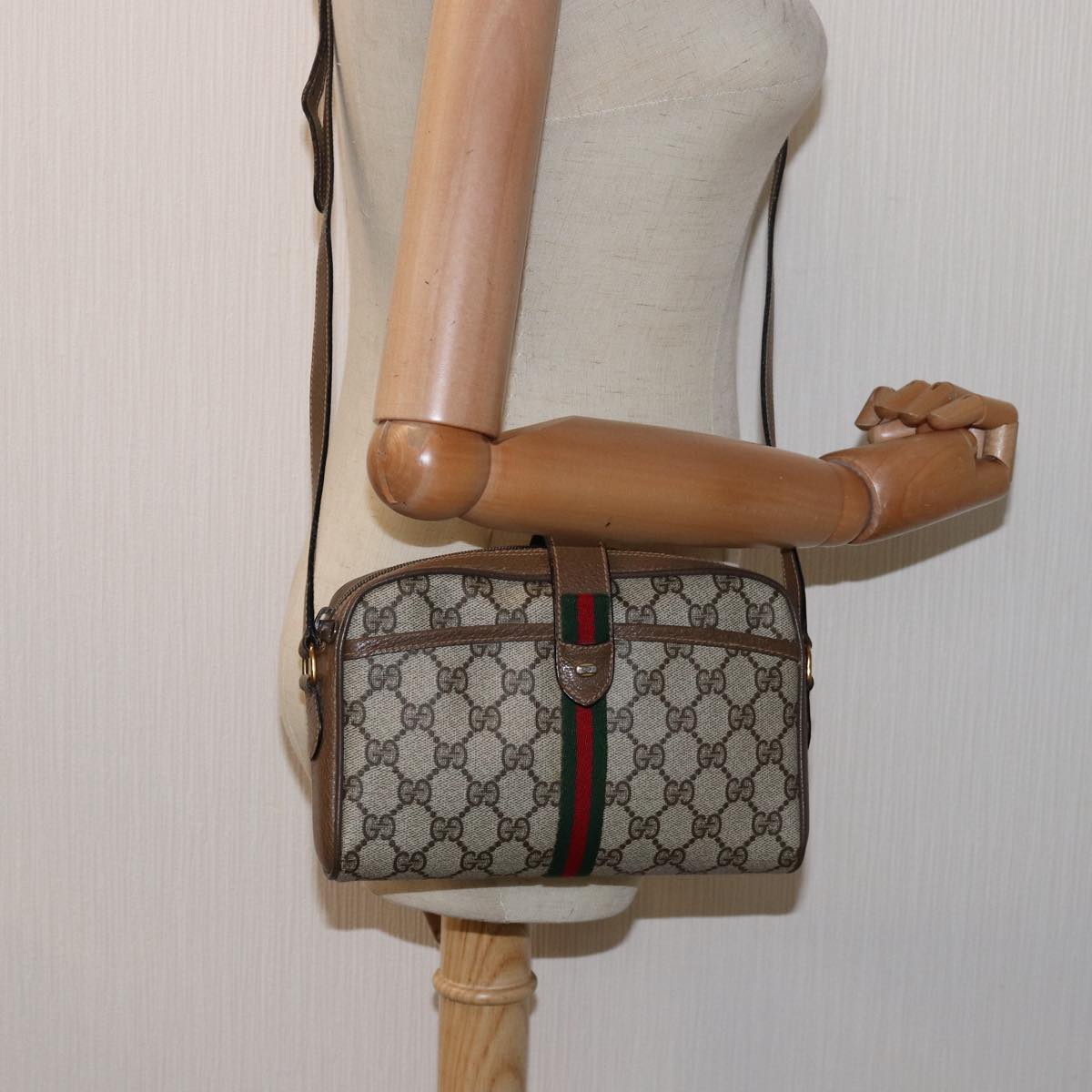 GUCCI GG Supreme Web Sherry Line Shoulder Bag PVC Beige 89 02 055 yk13076