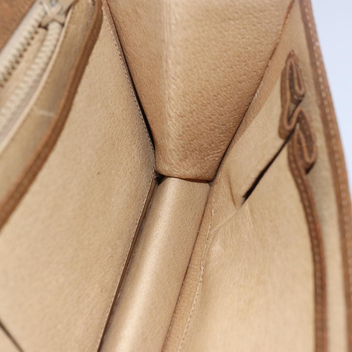 GUCCI Pouch Leather Brown yk13167