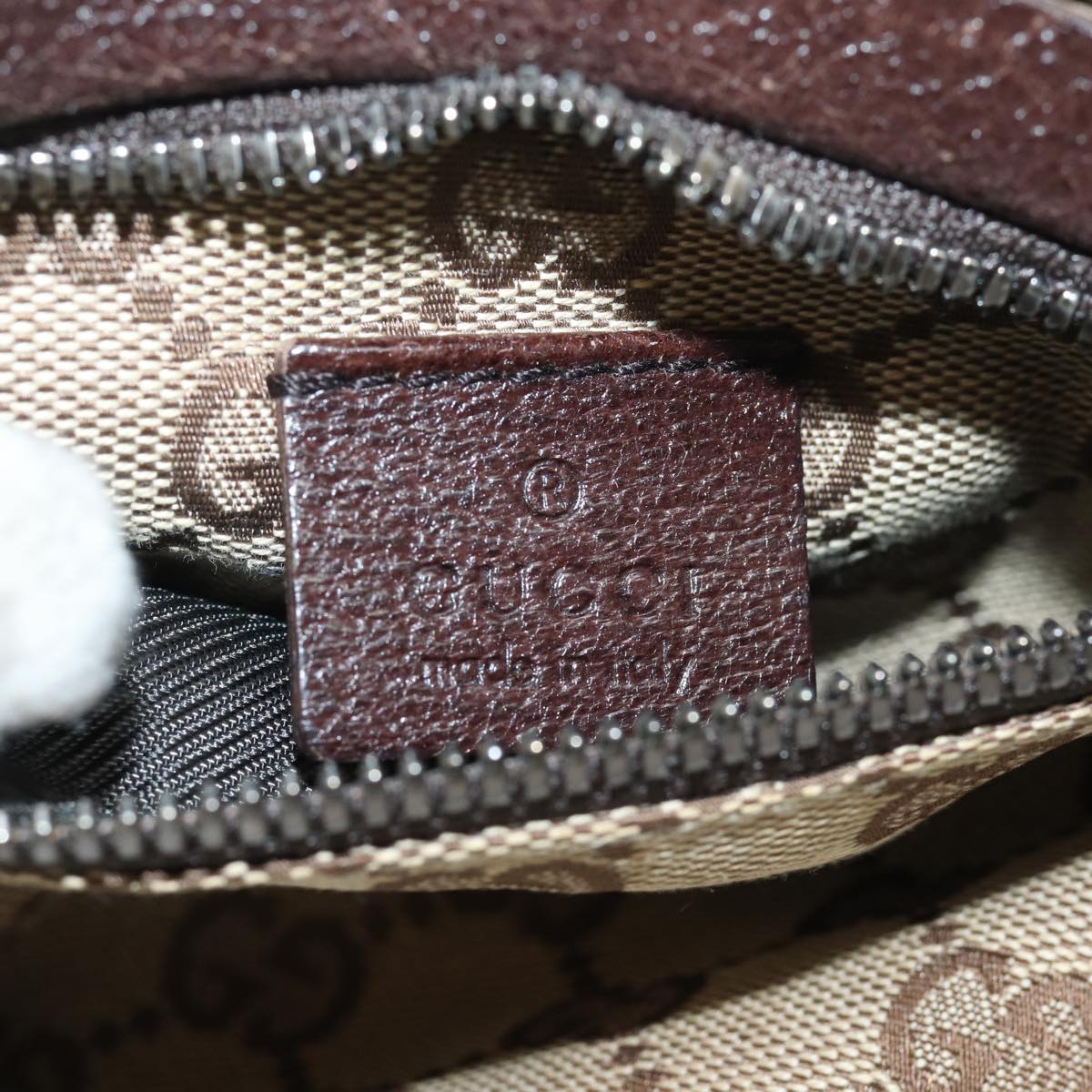GUCCI GG Canvas Waist bag Beige 28566 yk13396